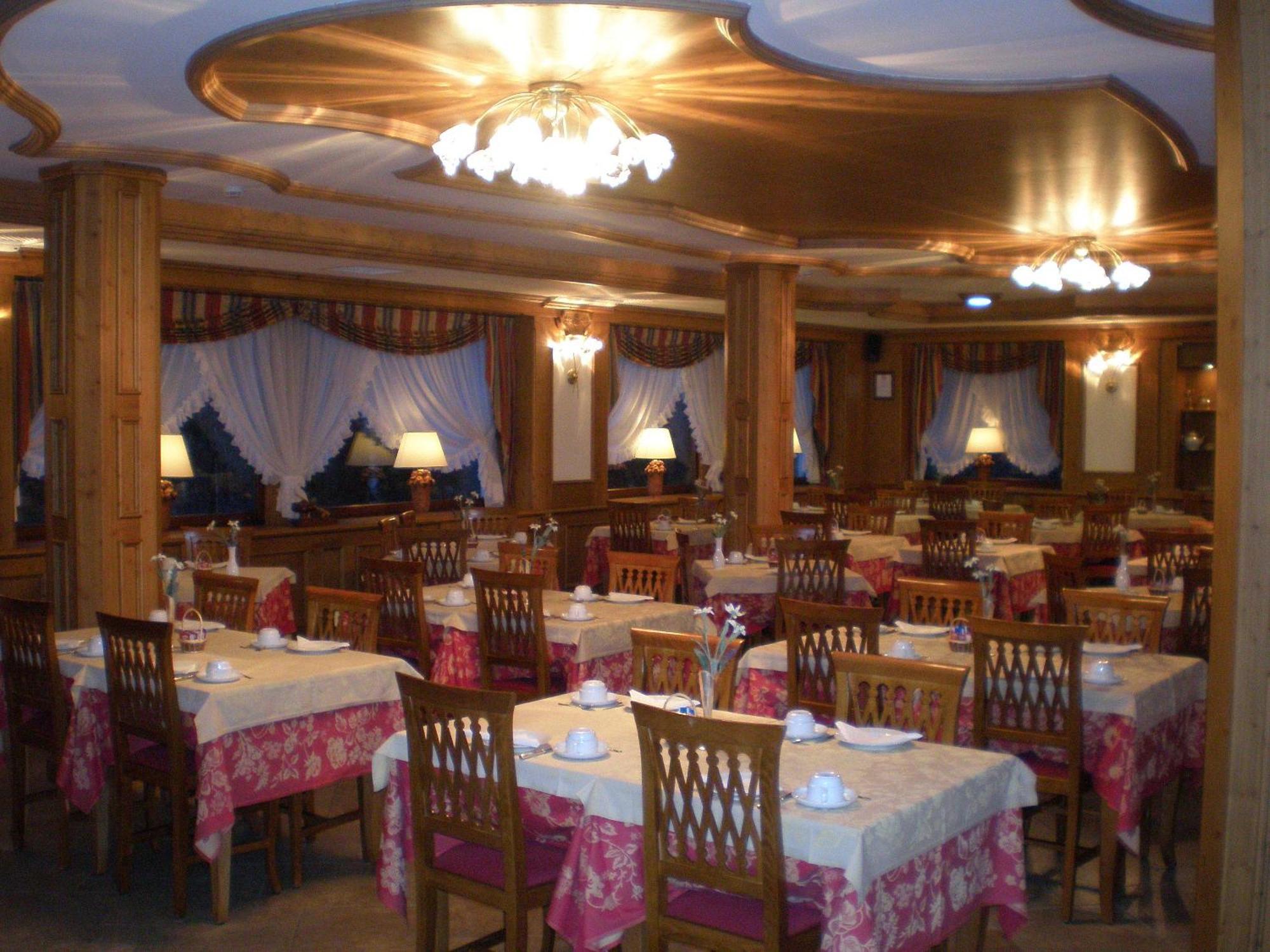 Hotel Edelweiss Пре-Сен-Дидье Экстерьер фото